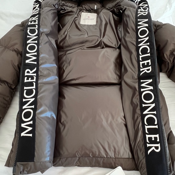 Moncler Montcla Puffer Jacket - Picture 13 of 13